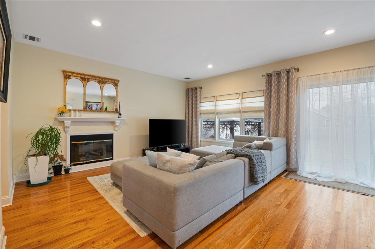 12-780_1575 12-780_1575